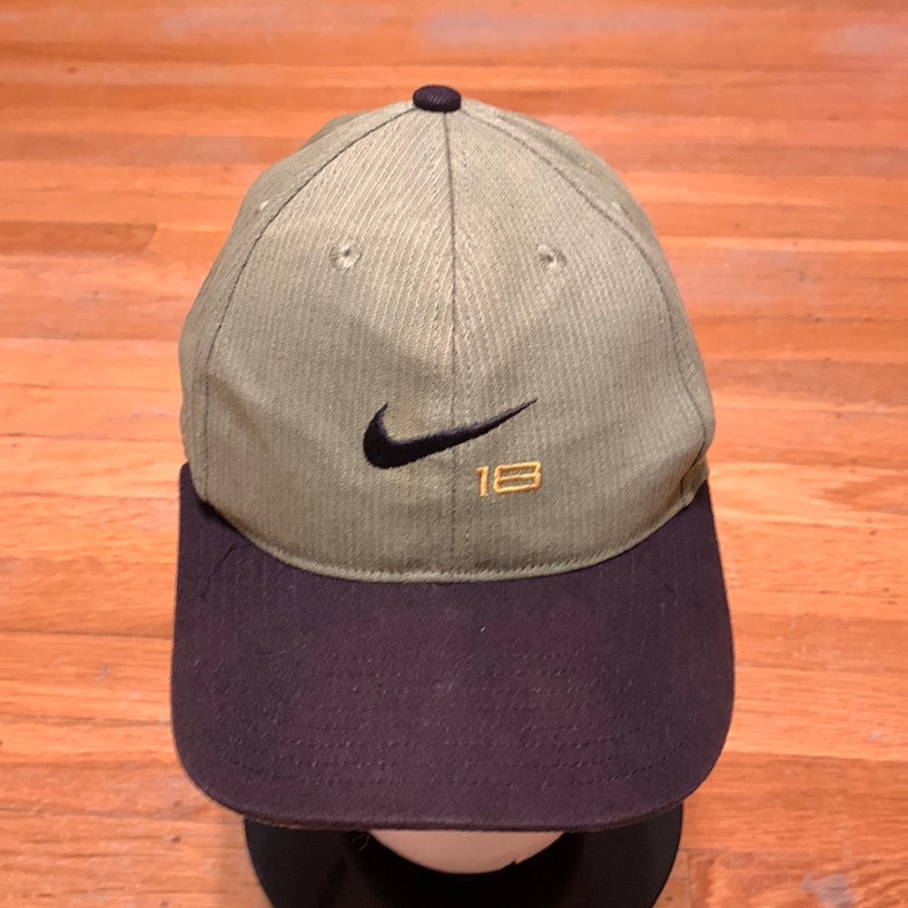Vintage Nike hat